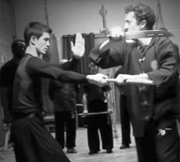 video-traditional-wing-chun-deadly-weapons-stephane-serror-kung-fu-association-yimwingchun-toulouse