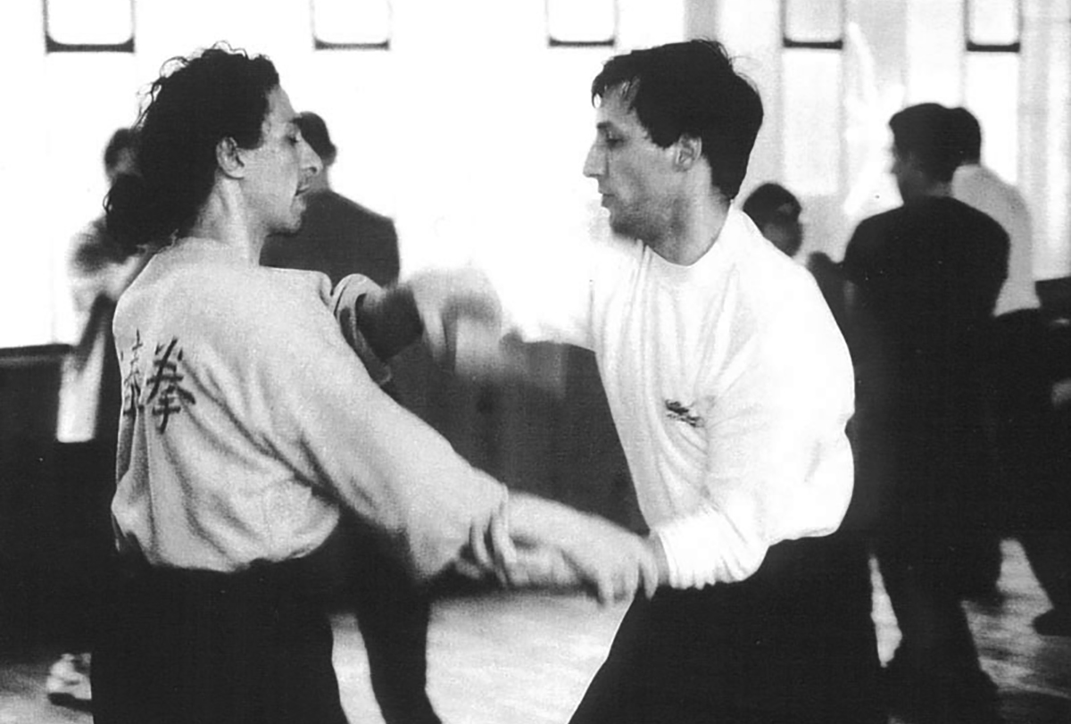 chi-sao-double-bras-echange-contact-sifu-didier-beddar-et-bruno-tassel-adwct-paris-toulouse-1998-association-yimwingchun-sifu-stephane-serror