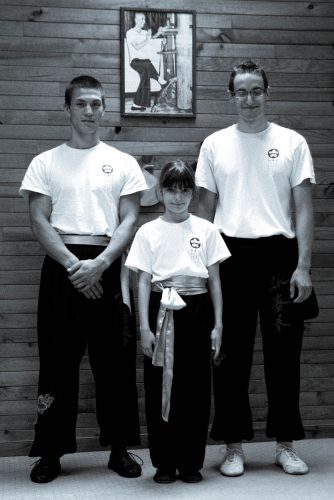 eloise-tarbagayre-kenji-monod-lionel-pelizarri-wing-chun-kung-fu-cours-enfant-toulouse-association-yimwingchun-2009