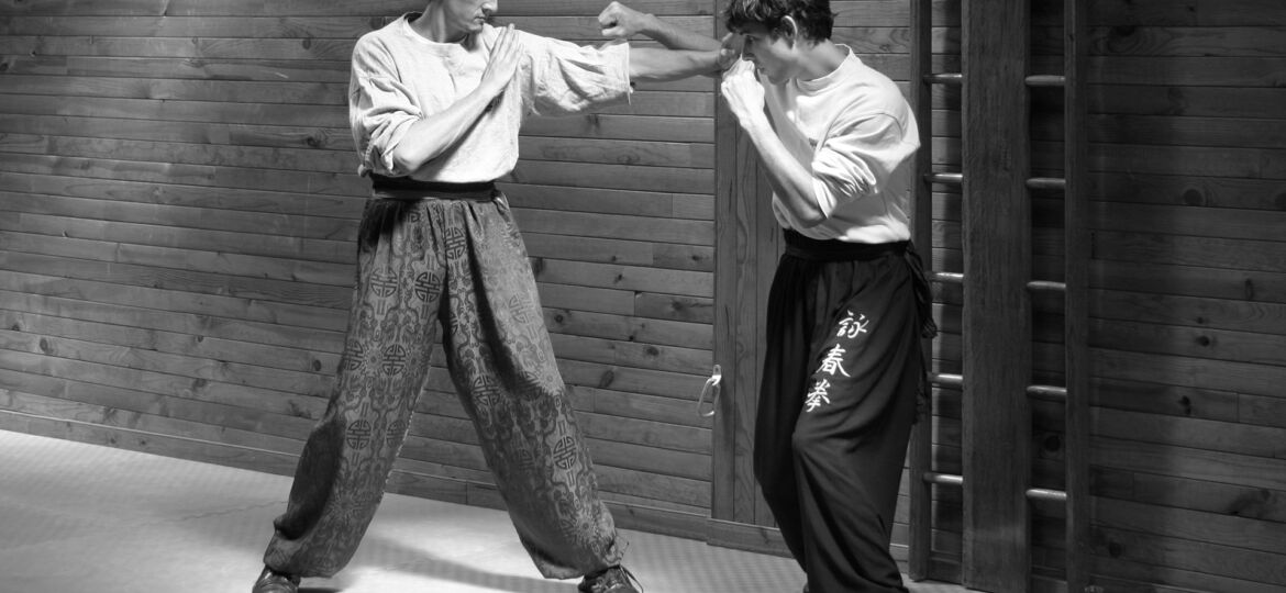 sifu-stephane-serror-bil-sao-le-bras-lance-demo-2004-wing-chun-kung-fu-association-yimwingchun-toulouse