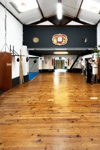 the-temple-toulouse-location-de-salle-parquet-arts-martiaux-danse-yoga-repetition